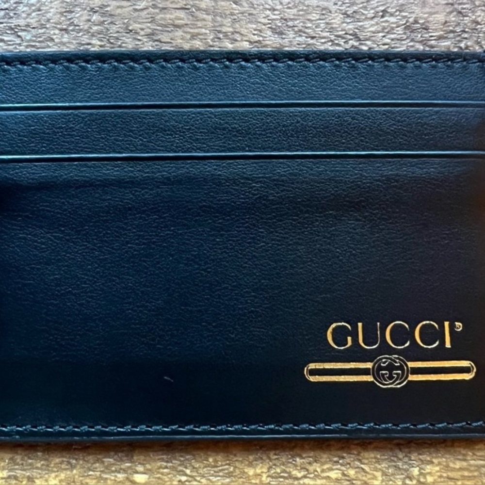 Gucci Black Card Holder with Gold GG Logo - Picture 2 of 4